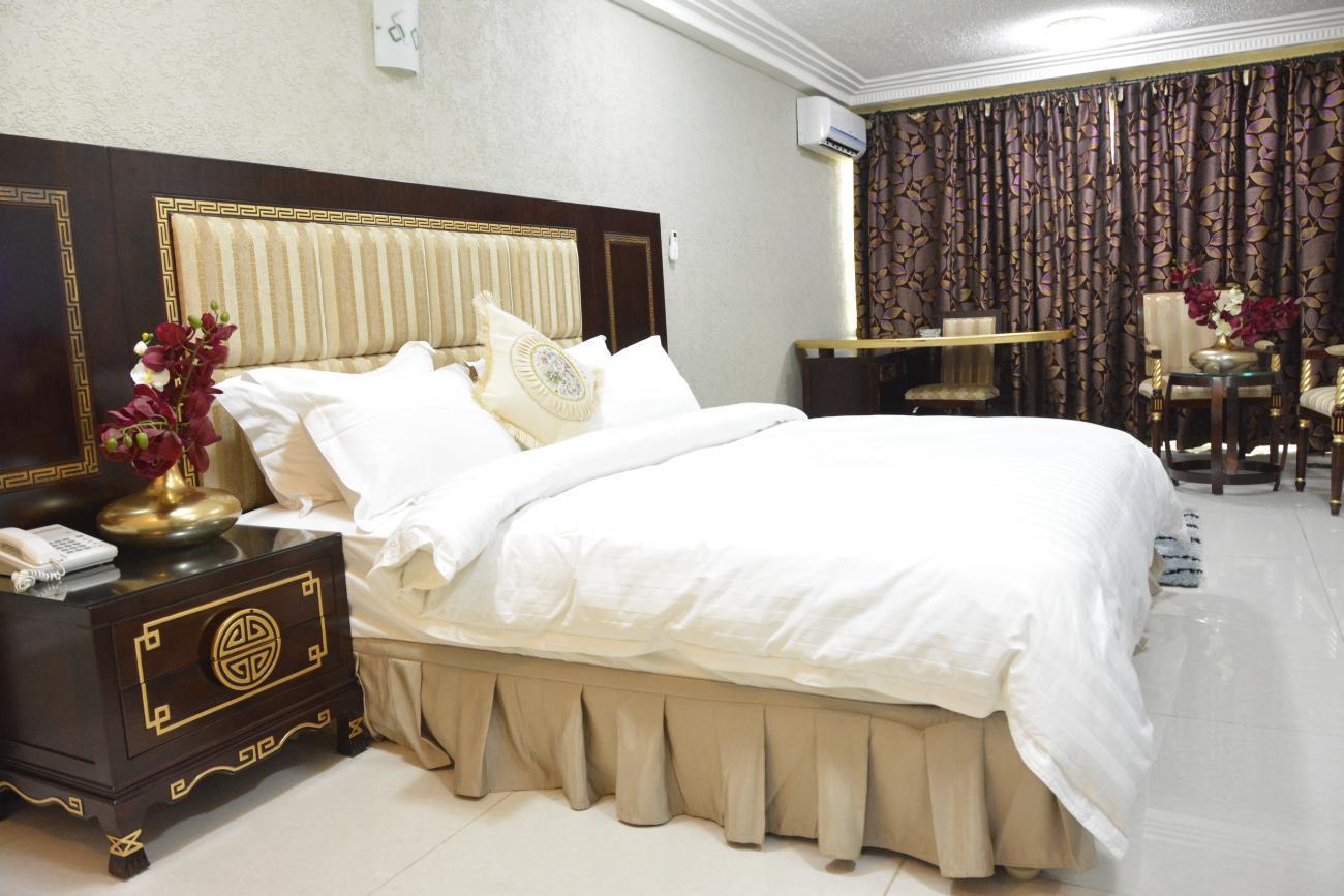 Nobila Airport Hotel Cotonou Exterior foto
